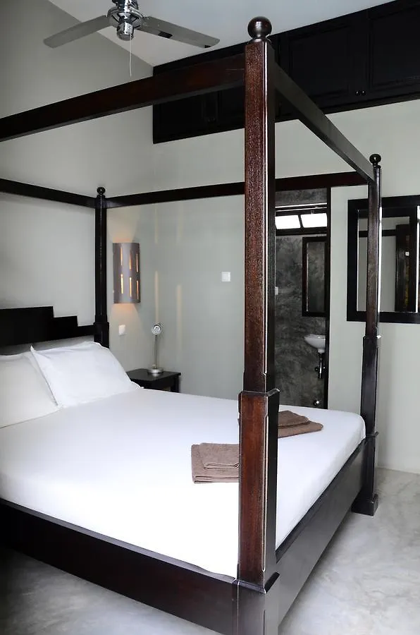 מלון מינדלו Casa Colonial 2*,